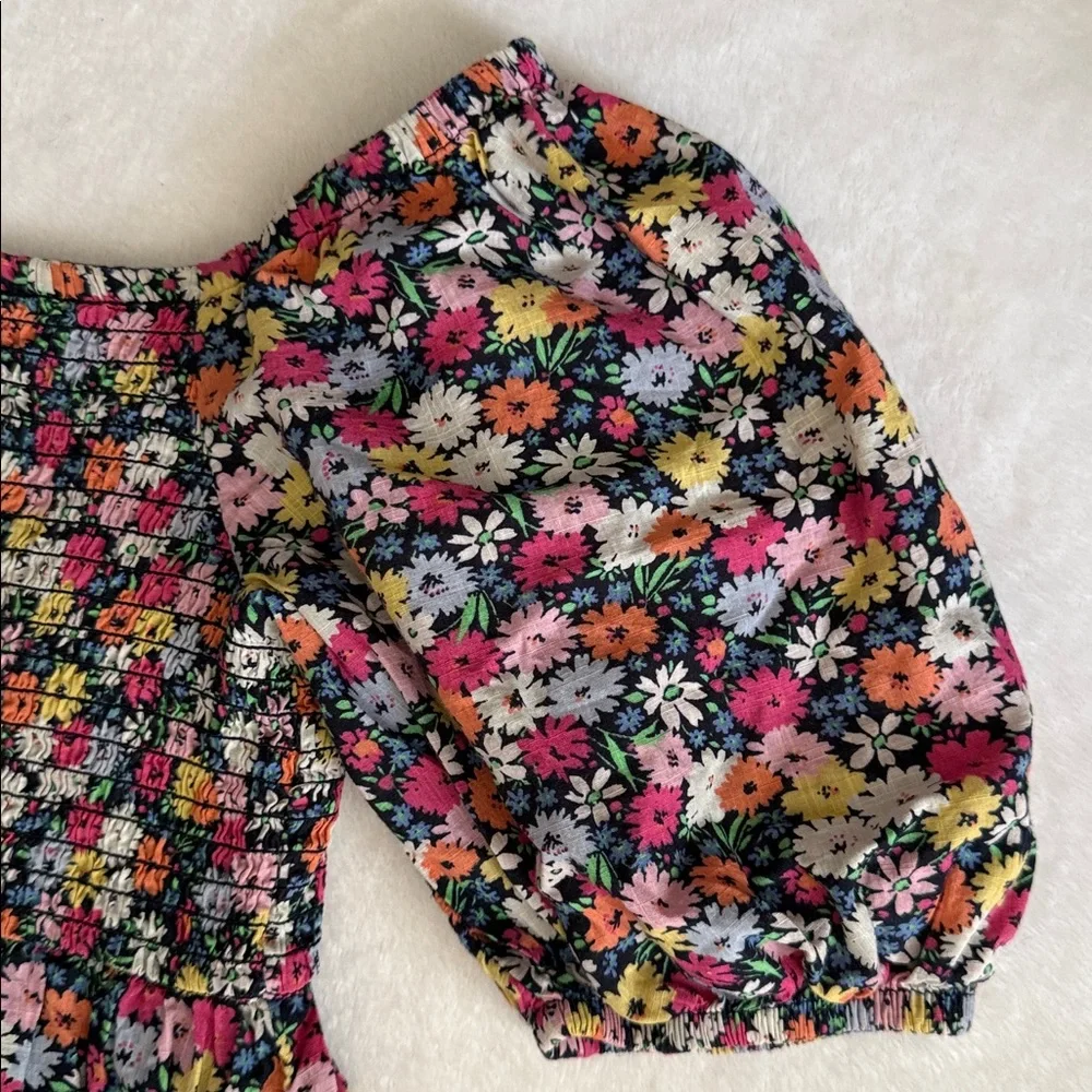 Gap Kids | Smocked Floral Print Puff Sleeve Cotton Dress 813739 Blue/Pink (L/10) - Picture 5 of 16